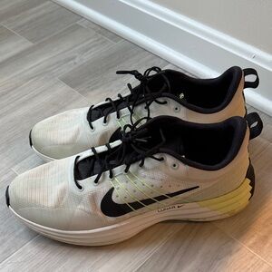 Nike White and Black Lunar Sneakers